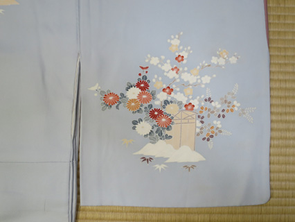 シミの上に柄を足したもの