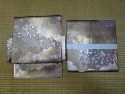 解いて伸ばし　再度仕立てて　作り帯に直す