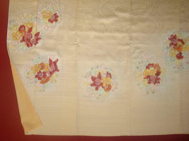 花の丸訪問着仕上がり