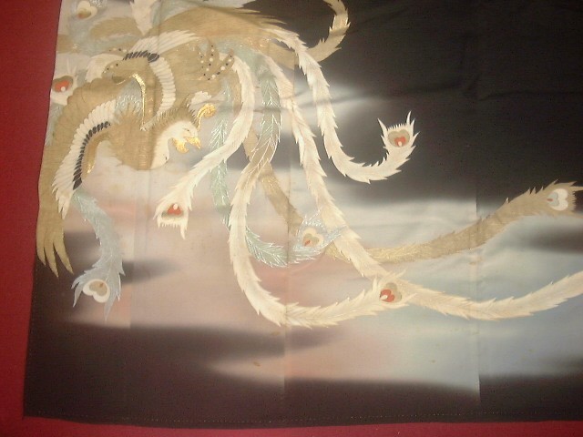 黒留袖鳳凰模様修復前