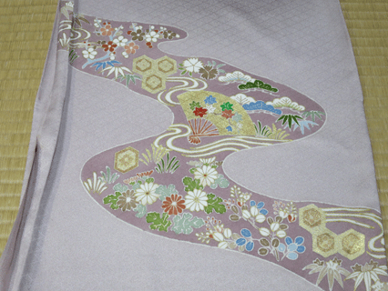 金箔仕上げ訪問着の調整前