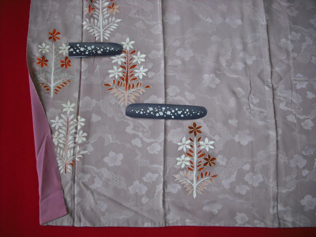 紙で霞模様をイメージ