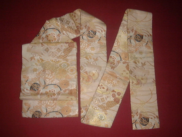 名古屋帯鼓模様