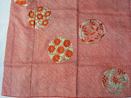 総絞り丸紋模様