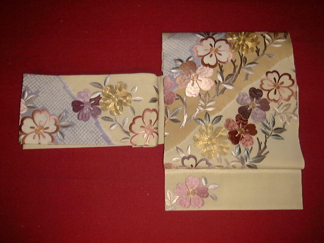 刺繍名古屋帯　桜模様
