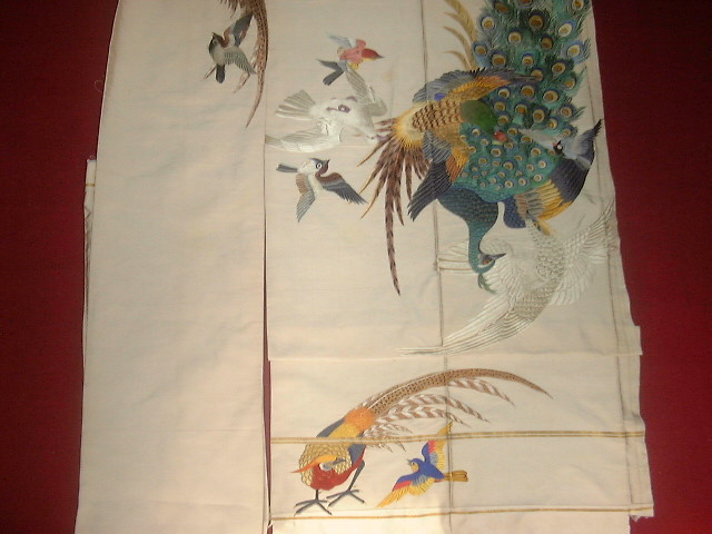 綴丸帯刺繍孔雀模様