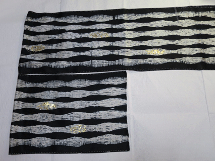 立涌小紋に金の紙を試験撒き