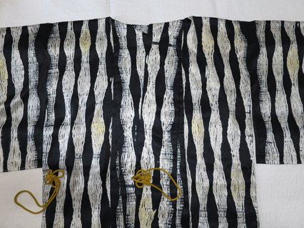 立涌小紋に金箔散らし加工