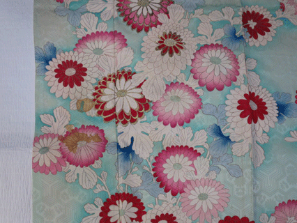 四つ身友禅着物に茶色のシミ