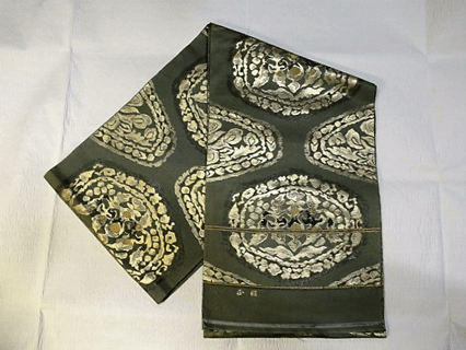 鉄色華紋名古屋帯